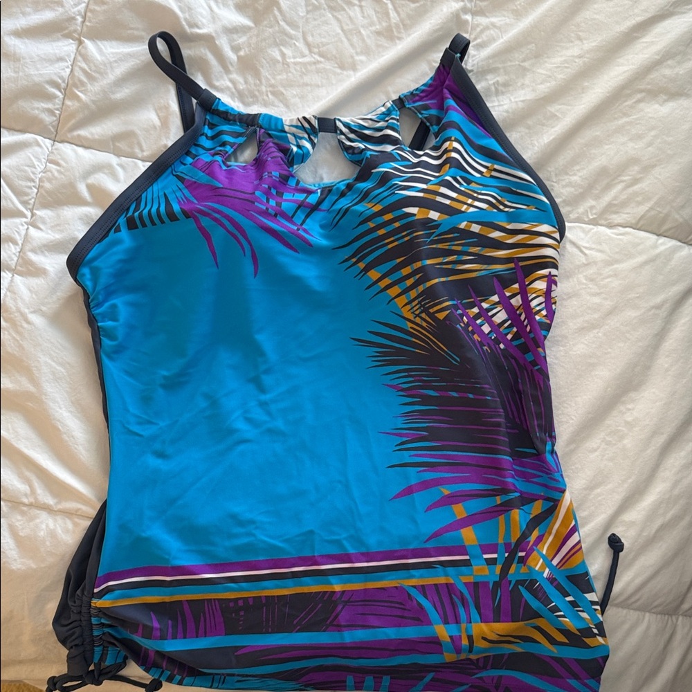 Women’s Tankini Top